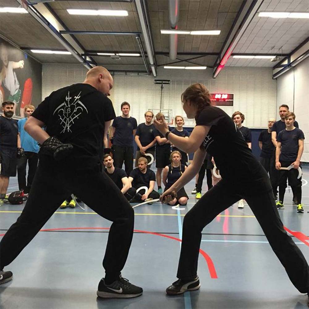 Bataille workshop sikkel